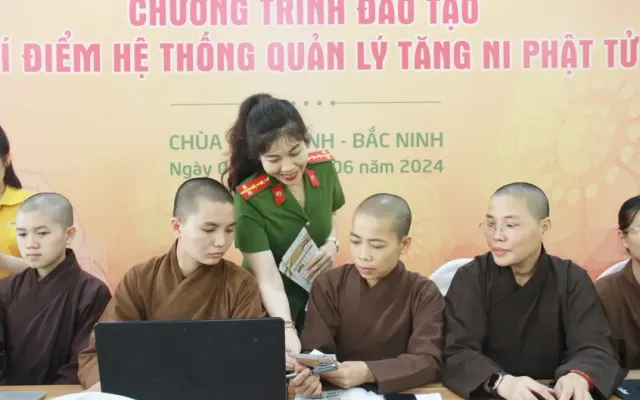 Bộ Công an triển khai phần mềm quản lý tăng ni, phật tử | VTV.VN